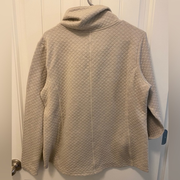 Kuhl oatmeal/tan cowl neck pull over. Size XL. - Picture 3 of 5